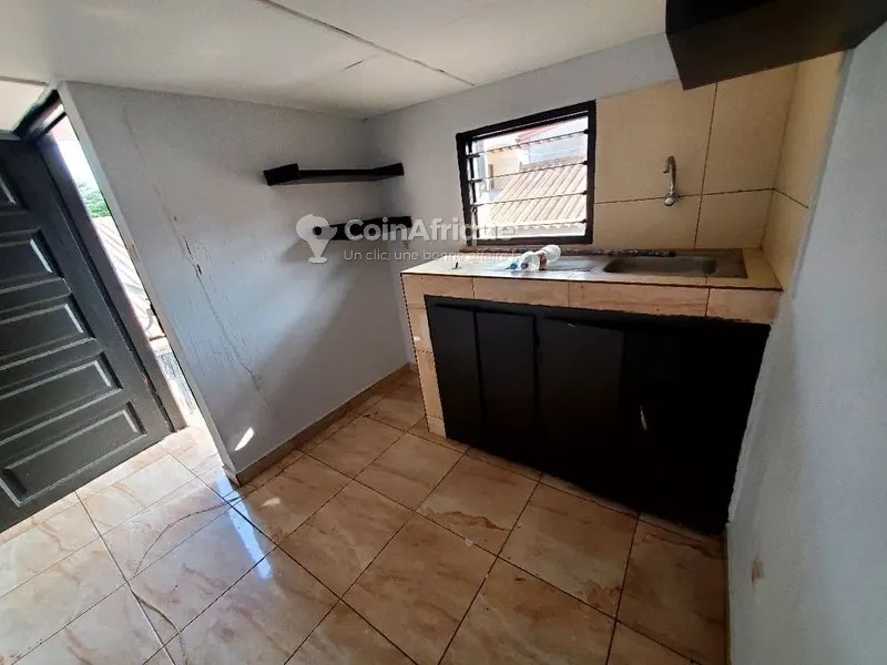 Appartement 5 pièces meublé — Angré 8ème Tranche