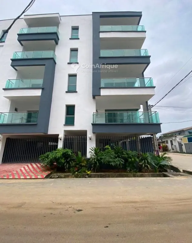 Appartement 3 pièces neuf — Riviera 4 M'Badon